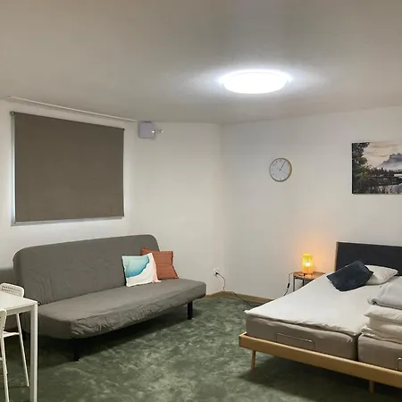 Apartment Metro