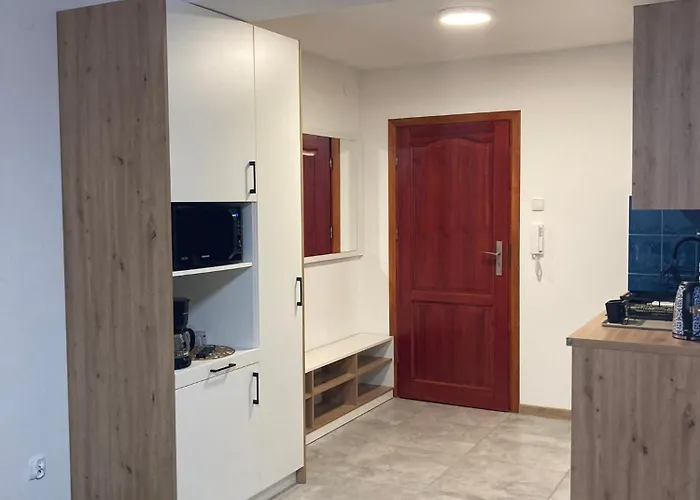 Metro Διαμέρισμα Μπιέλσκο-Μπιάλα